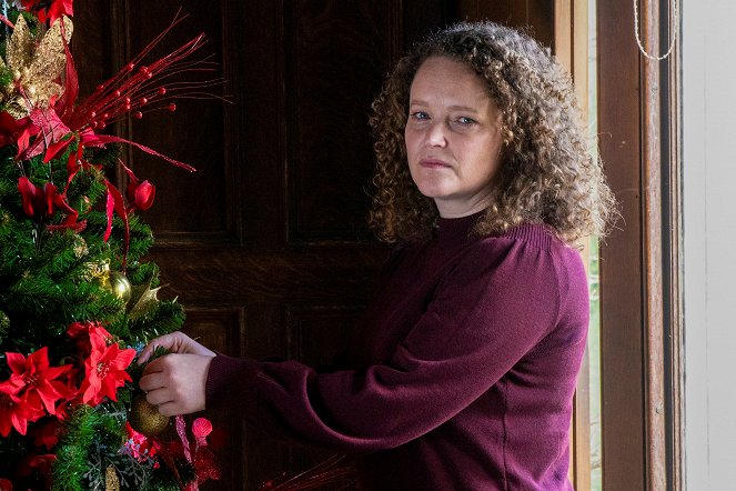 Agatha Raisin - Season 4 - A karácsonyi búcsúcsók - Promóció fotók