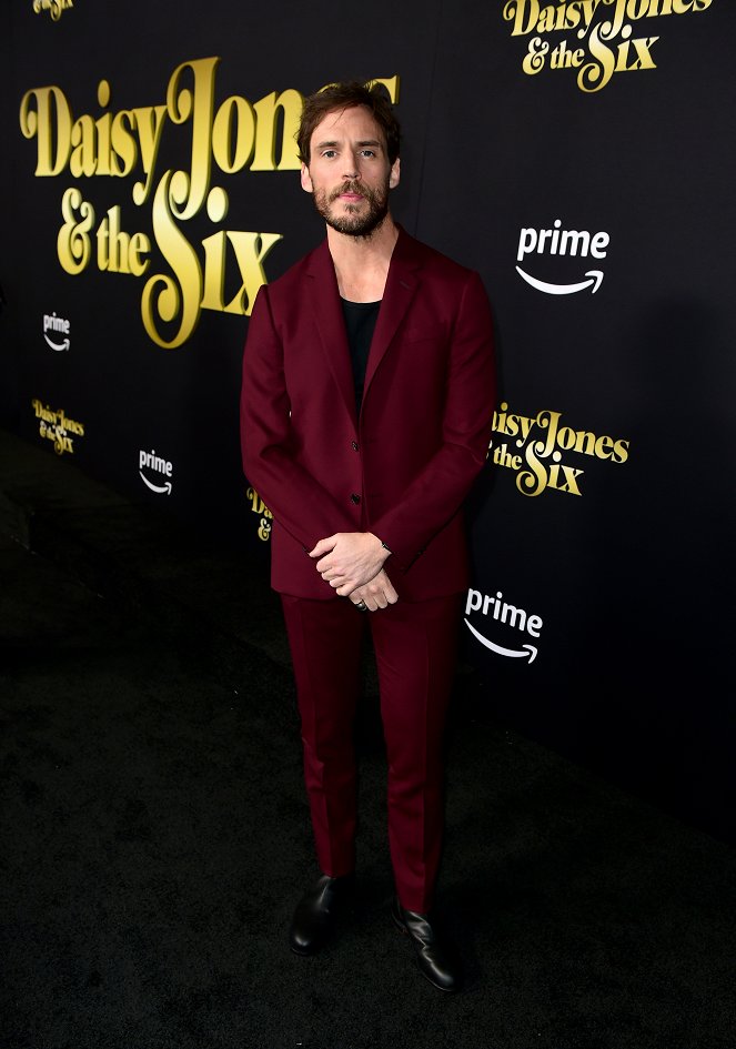 Daisy Jones & the Six - Événements - Daisy Jones & The Six Los Angeles Red Carpet Premiere and Screening at TCL Chinese Theatre on February 23, 2023 in Hollywood, California - Sam Claflin