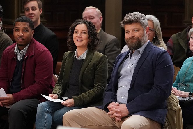 Die Conners - The Contra Hearings and the Midnight Gambler - Filmfotos - Sara Gilbert, Jay R. Ferguson