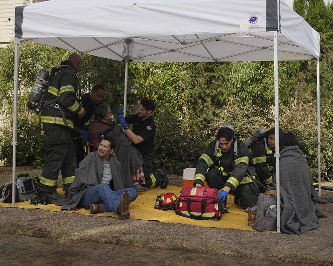 Station 19 - I Know a Place - Photos