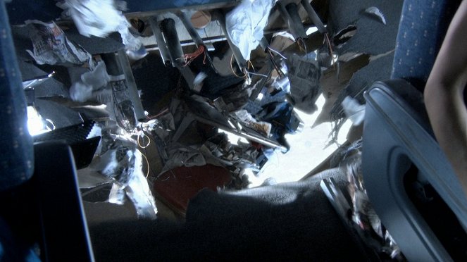 Mayday - Alarm im Cockpit - Season 5 - Hinter verschlossenen Türen - Filmfotos