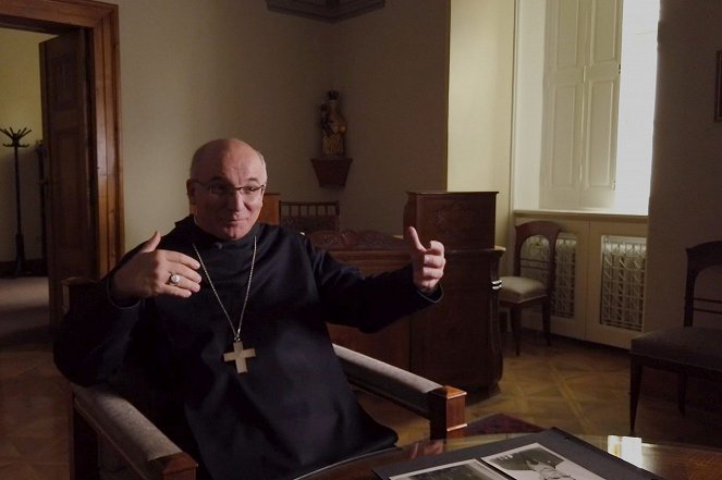 Püspökök a Néphadseregben - Filmfotók