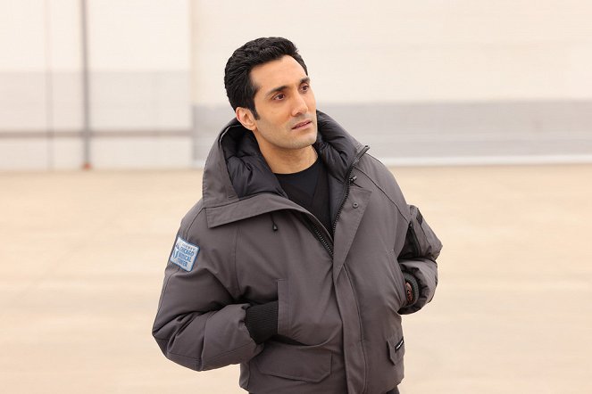 Chicago Med - Those Times You Have to Cross the Line - Photos - Dominic Rains