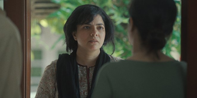 Justicia bajo fuego - De la película - Rajshri Deshpande