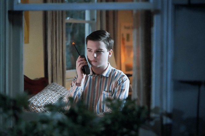 Jovem Sheldon - Angústia adolescente e a caminhada da vergonha de um garoto inteligente - Do filme - Iain Armitage
