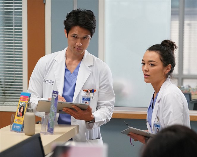 Grey's Anatomy - Die jungen Ärzte - Ein Tag mit Folgen - Filmfotos - Harry Shum Jr., Midori Francis
