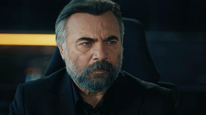 Eşkiya Dünyaya Hükümdar Olmaz - Episode 17 - De la película - Oktay Kaynarca