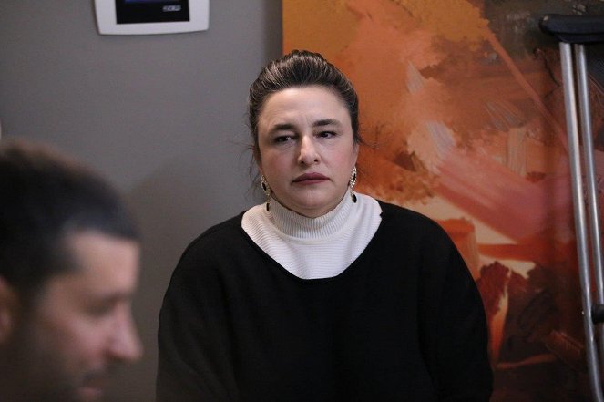 Napsugár - Aile - Filmfotók - Esra Dermancıoğlu