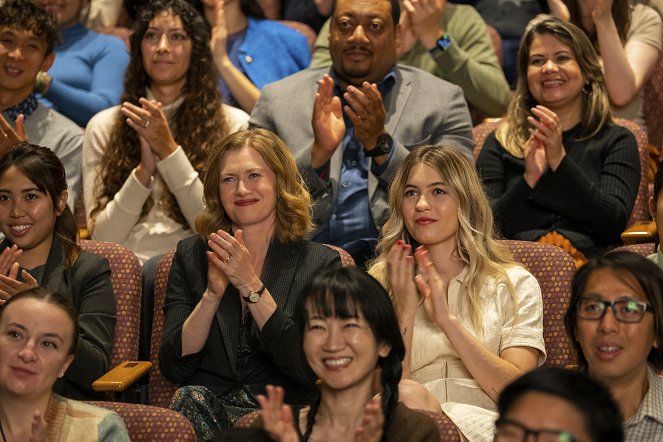 Lucky Hank - George Saunders - Photos - Mireille Enos, Olivia Scott Welch