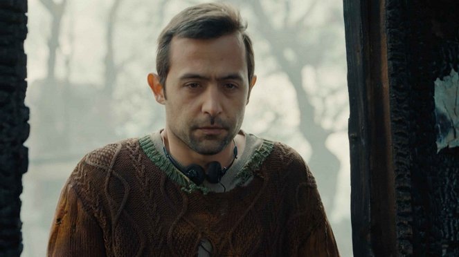 Ateş Kuşları - Episode 6 - Kuvat elokuvasta - Emir Çubukçu