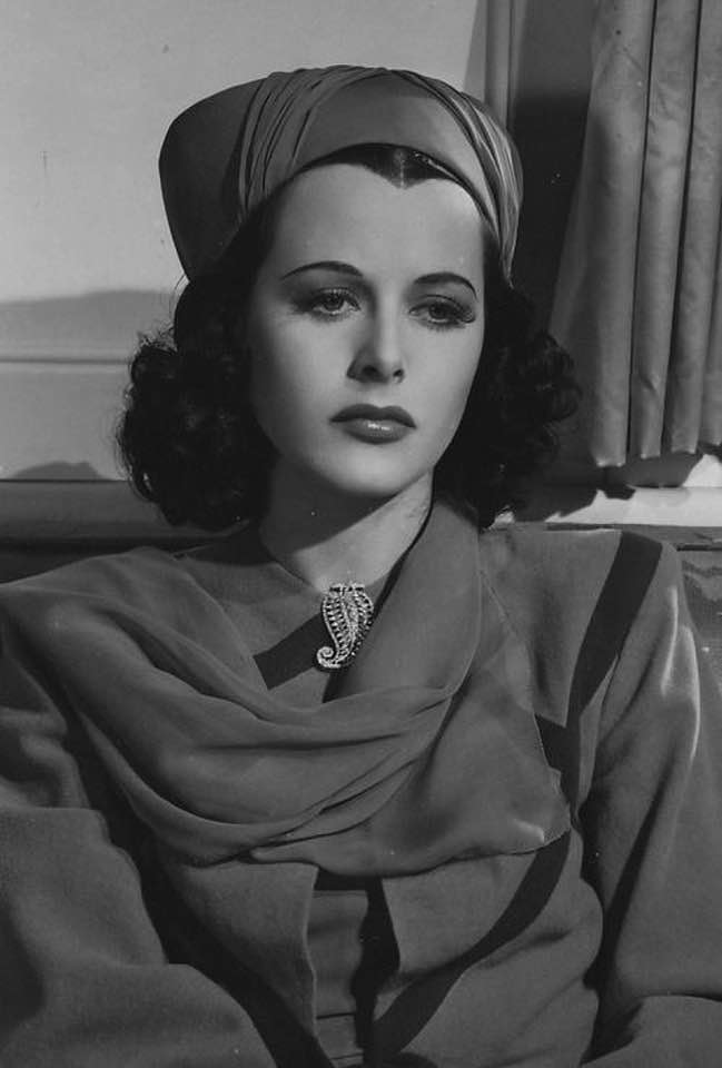 O Fugitivo Desceu à Cidade - Do filme - Hedy Lamarr