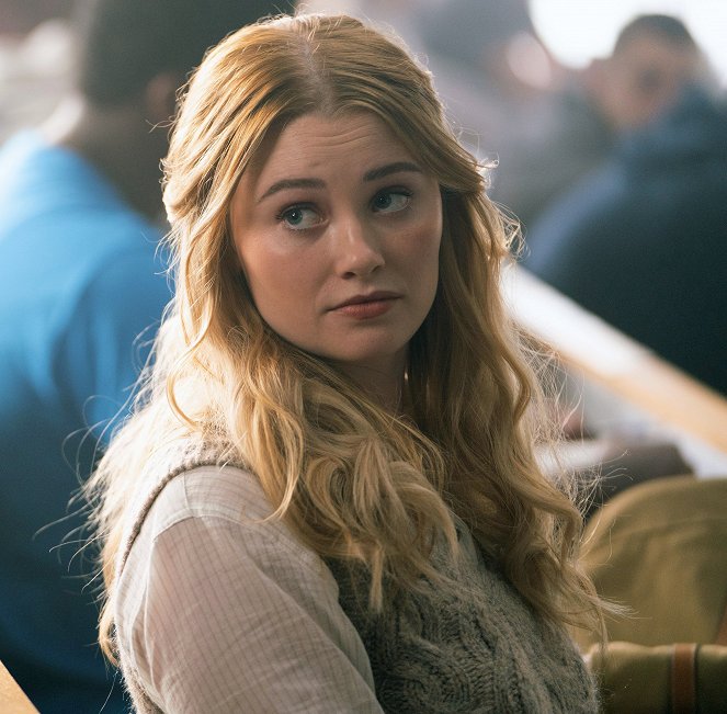 Beautiful Disaster - Photos - Virginia Gardner