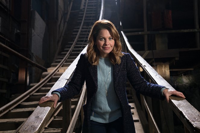 Last Scene Alive: An Aurora Teagarden Mystery - Promo