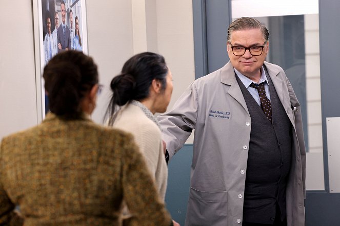 Chicago Med - Know When to Hold and When to Fold - Filmfotos - Oliver Platt