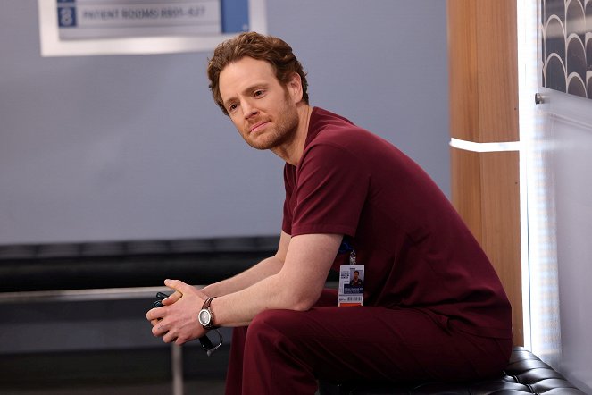Nemocnice Chicago Med - Série 8 - Know When to Hold and When to Fold - Z filmu - Nick Gehlfuss