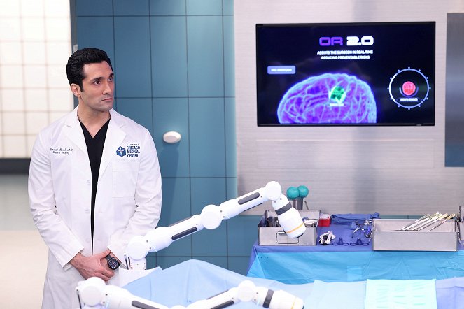 Chicago Med - Season 8 - On Days Like Today... Silver Linings Become Lifelines - Z filmu - Dominic Rains