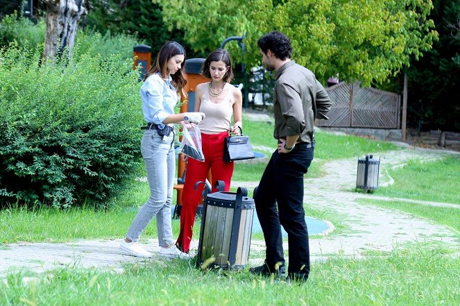 Baş Belası - Episode 13 - Photos