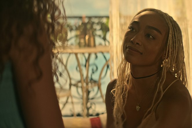You - Where Are You Going, Where Have You Been? - Van film - Tati Gabrielle