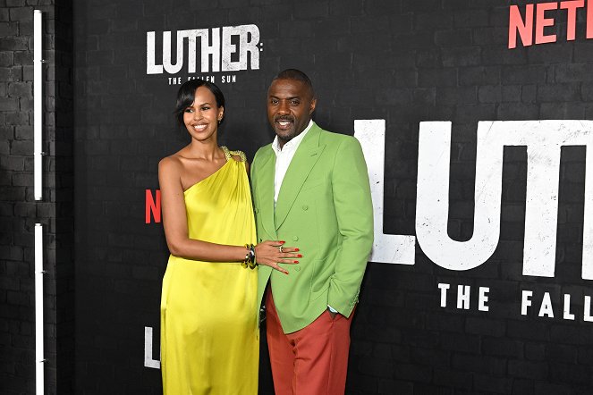 Luther: The Fallen Sun - Tapahtumista - Luther: The Fallen Sun US Premiere at The Paris Theatre on March 08, 2023 in New York City - Sabrina Dhowre Elba, Idris Elba