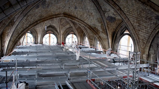 Notre-Dame, die Jahrhundertbaustelle - Dem Himmel entgegen - Filmfotos