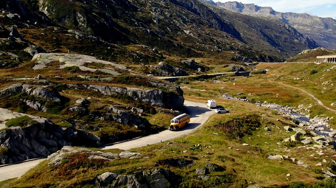 Mit dem Postauto durch die Schweiz - Mit dem Postauto über den Gotthardpass - Film