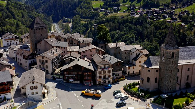 Mit dem Postauto durch die Schweiz - Mit dem Postauto ins Val d’Anniviers - Kuvat elokuvasta