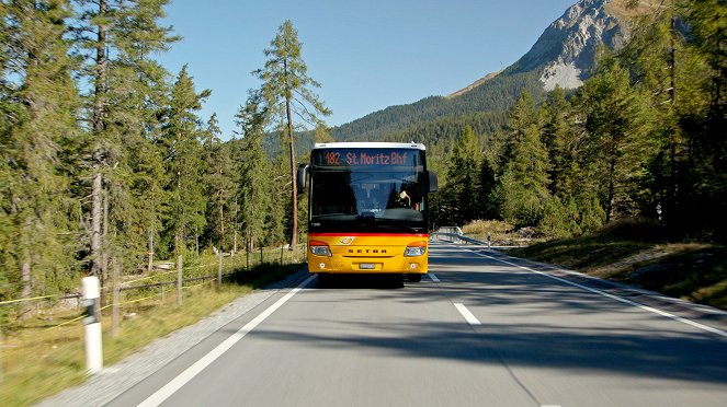 Mit dem Postauto durch die Schweiz - Mit dem Postauto über den Julierpass - Z filmu