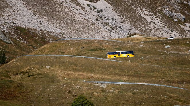 Mit dem Postauto durch die Schweiz - Mit dem Postauto über den Julierpass - Z filmu