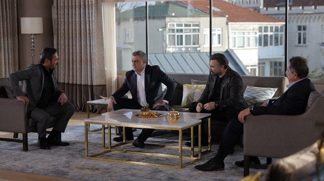 Eşkiya Dünyaya Hükümdar Olmaz - Season 6 - Episode 10 - Kuvat elokuvasta