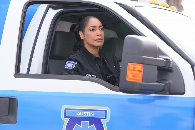 9-1-1: Lone Star - Sellouts - Filmfotos - Gina Torres