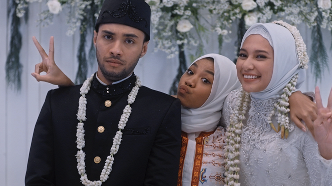 Wedding Agreement: The Series - Orang Ketiga - De la película