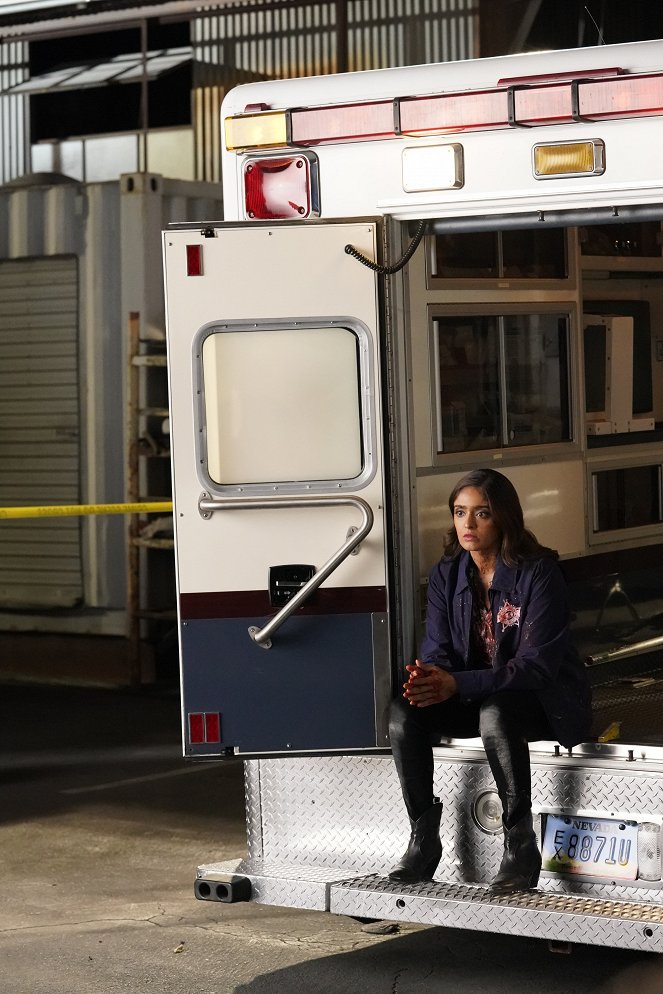 CSI: Vegas - Season 1 - Signed, Sealed, Delivered - Z filmu