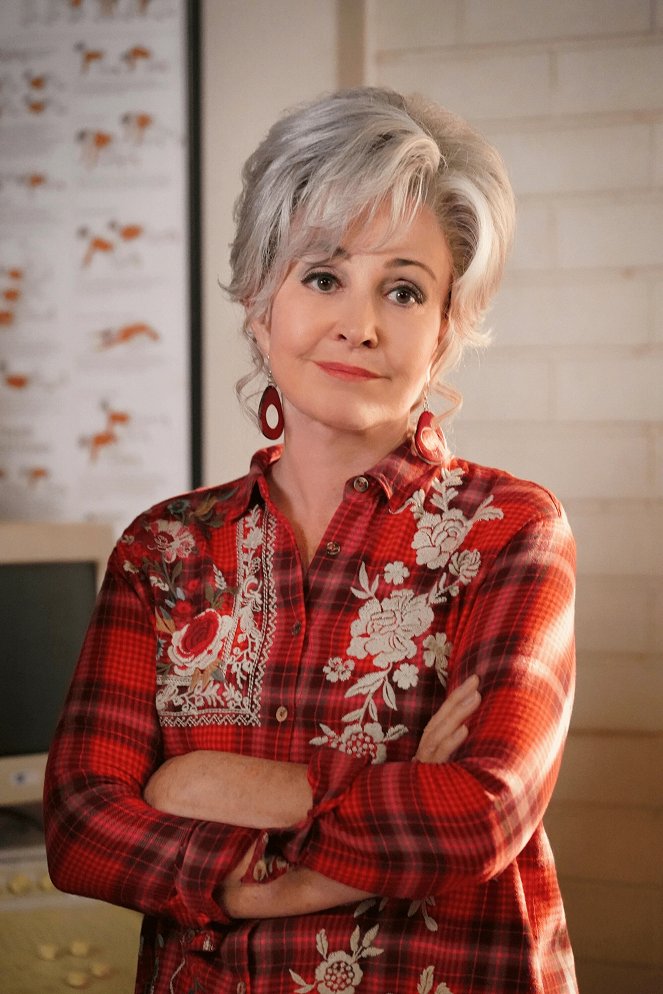 Young Sheldon - Ruthless, Toothless and a Week of Bed Rest - Kuvat elokuvasta - Annie Potts