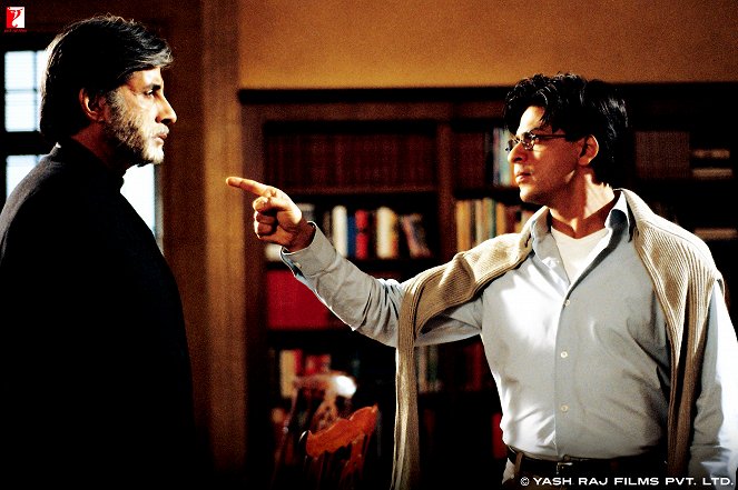 Miłość żyje wiecznie - Z filmu - Amitabh Bachchan, Shahrukh Khan
