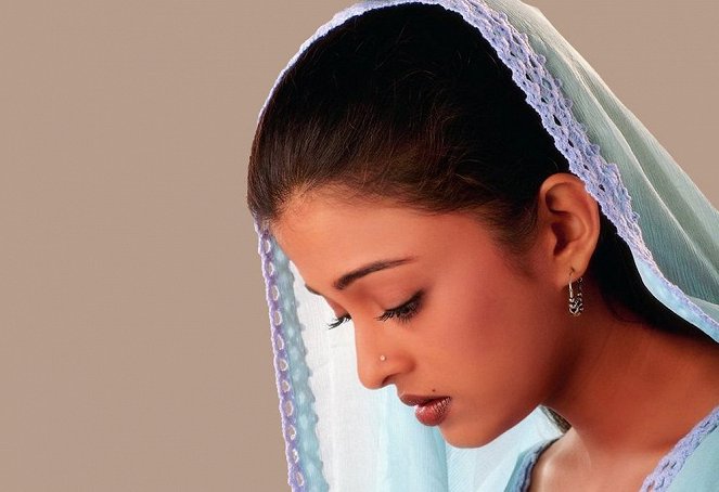 Two and a Half Letters of Love - Promo - Aishwarya Rai Bachchan