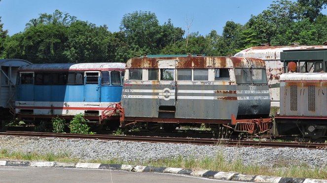 Eisenbahn-Romantik - Die Dschungelbahn von Borneo - Kuvat elokuvasta
