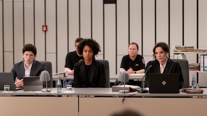 Ein Fall für Conti - Meine zwei Gesichter - De la película - Larissa Sirah Herden, Désirée Nosbusch