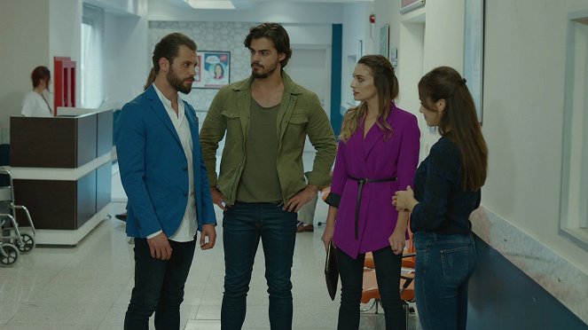 Cennet'in Gözyaşları - Episode 4 - De la película