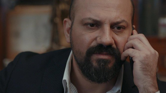 Cennet'in Gözyaşları - Episode 17 - De la película