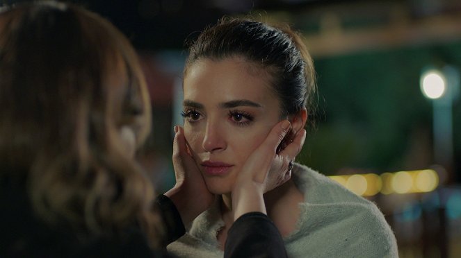 Cennet'in Gözyaşları - Episode 29 - De la película - Zehra Yılmaz