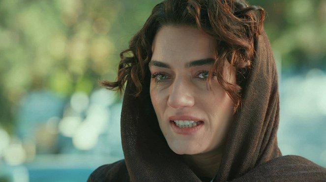 Bahtiyar Ölmez - Episode 3 - De la película - Hande Subaşı