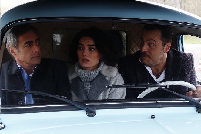 Bahtiyar Ölmez - Episode 16 - De la película - Hande Subaşı, Yetkin Dikinciler