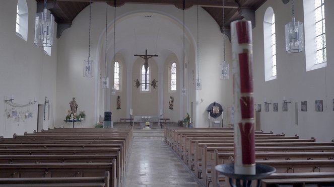 DokThema - Schweigen und Vertuschen: Die Todsünden der katholischen Kirche – Teil 1 - Kuvat elokuvasta