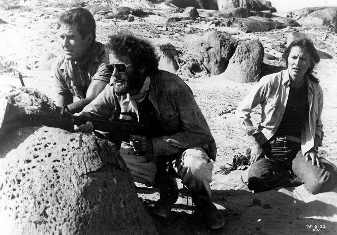 Killer Force - Filmfotók - Hugh O'Brian, Peter Fonda, Maud Adams