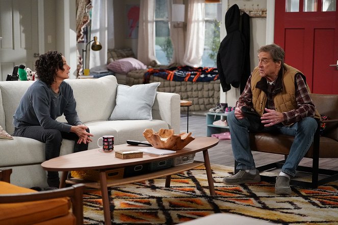 The Conners - Dating, Drinking and Grifter Logic - Photos