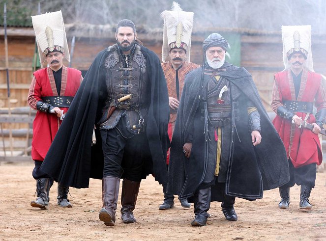 Barbaros Hayreddin: Sultanın Fermanı - Episode 11 - Photos - Tolgahan Sayışman, Bahadır Yenişehirlioğlu