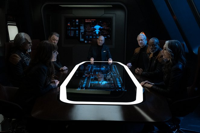 Star Trek: Picard - Surrender - Filmfotók - Michael Dorn, Marina Sirtis, Jonathan Frakes, Patrick Stewart, Brent Spiner, LeVar Burton, Gates McFadden