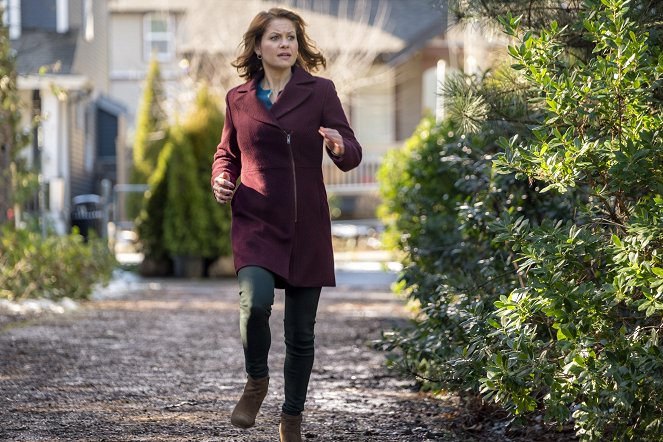 Aurora Teagarden Mysteries: The Disappearing Game - Photos