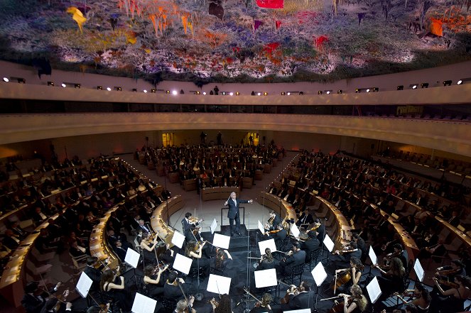 Daniel Barenboim conducts Mozart's three last symphonies - Van film