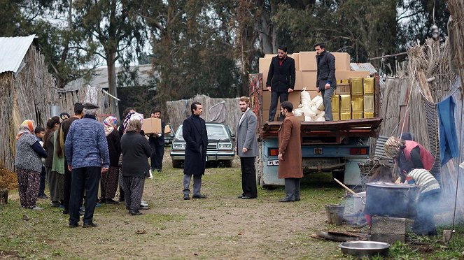 Bir Zamanlar Çukurova - Season 4 - Episode 20 - Z filmu